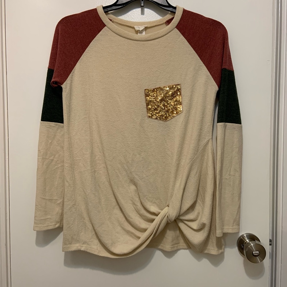 Lovely Melody Colorblock Long Sleeve Top with Sequin Pocket (Small)